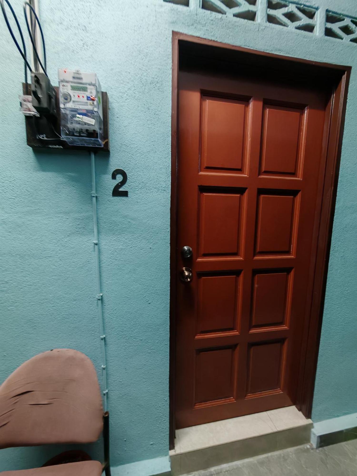 Homestay Banting #7, Islam, 1Bilik-6Pax, #Bilik1# 3Bed-2Tilamyoga-1Aircon, #Hall# Sofa-Kipas-Tv-Iron, #Dapur# Stove-Kettle-Periuknasi, #No Towel Banting (Selangor) Exterior foto